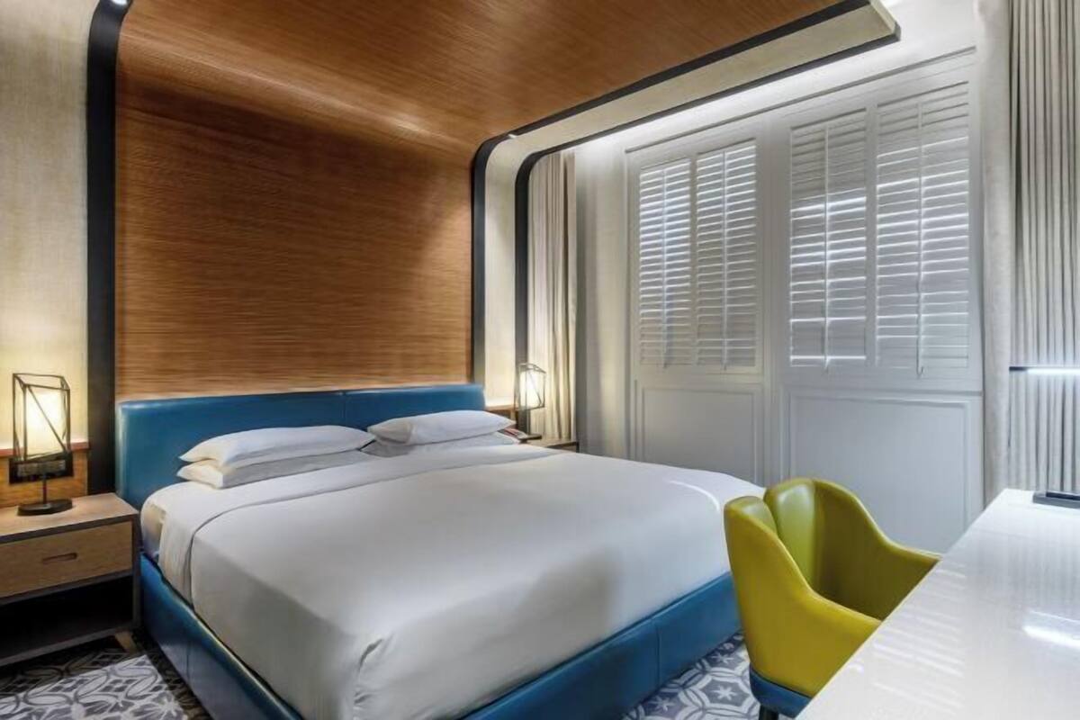 Premium bedding, in-room safe, blackout curtains, iron/ironing board