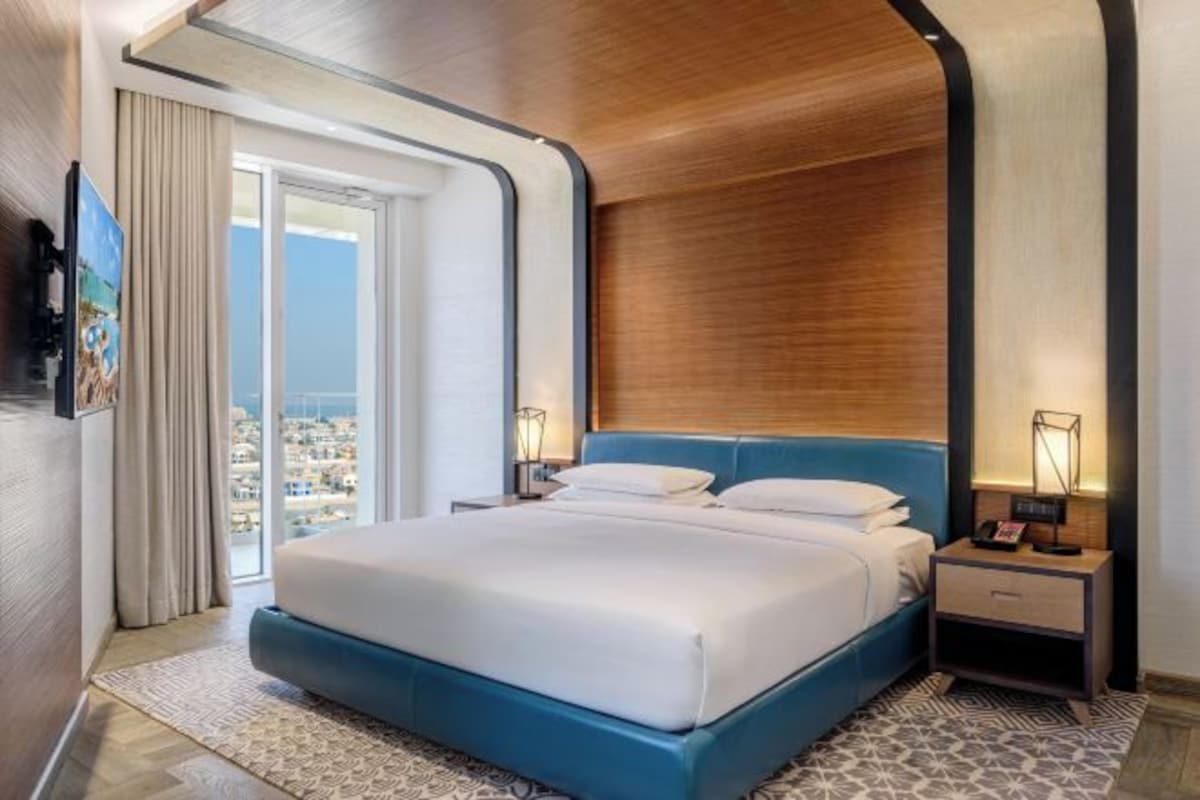 Ropa de cama de alta calidad, caja fuerte, cortinas opacas