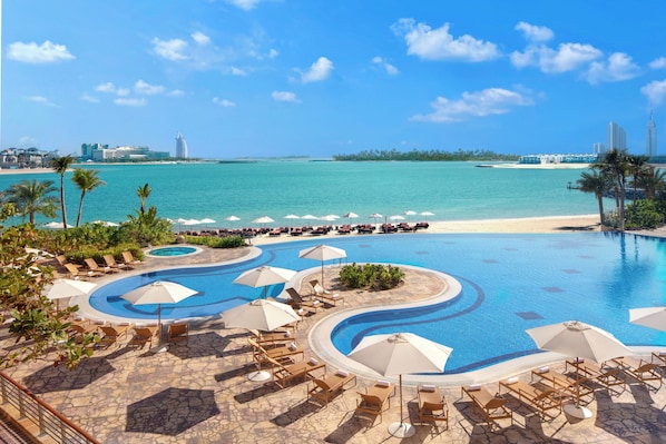 Outdoor pool, open 8:30 AM to 8:00 PM, free cabanas, pool umbrellas - Andaz Family Suites by Hyatt - Palm Jumeirah (Dubai)