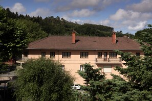 Front of property - Pensión Dorotea (Santiago de Compostela)