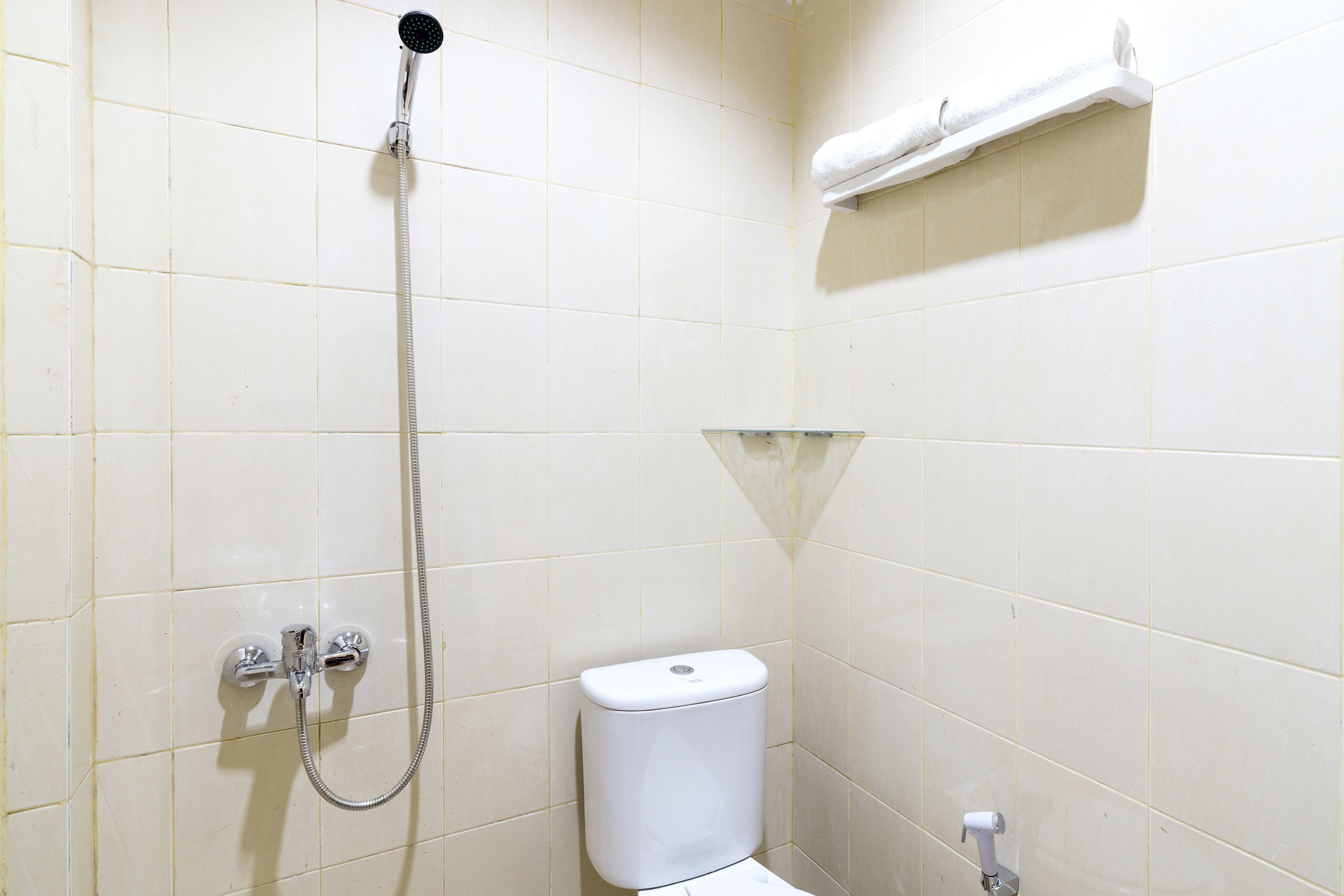 Photo - Hotel O Travel-inn