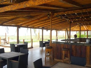 Bar (on property) - Samahram Resort Salalah (Salalah)