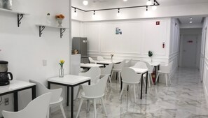 Free daily self-service breakfast
