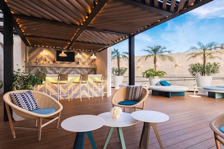 Terrace/patio. Avani Cancun Airport