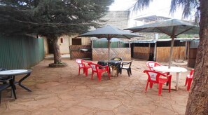 Breakfast, lunch and dinner served - Silent Lodge (Othaya)
