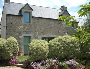 Huis, uitzicht op tuin | Terras