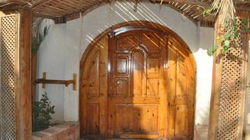 تفاصيل الفندق من الداخل