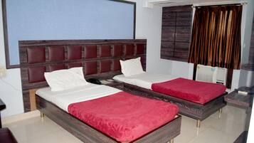 In-room safe, desk, laptop workspace, soundproofing