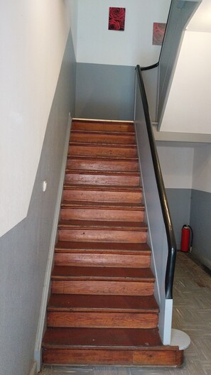 Staircase - Zimmervermietung Hohenlockstedt (Hohenlockstedt)