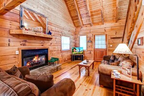 TV, fireplace, DVD player