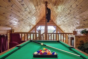 Spielezimmer