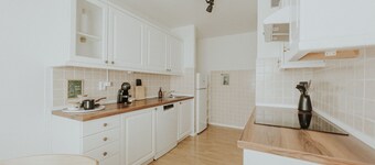 Elegant and cozy apartment with 180 ° mountain views towards the lake :)