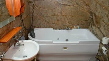 Combined shower/bathtub, jetted bath, hydromassage showerhead