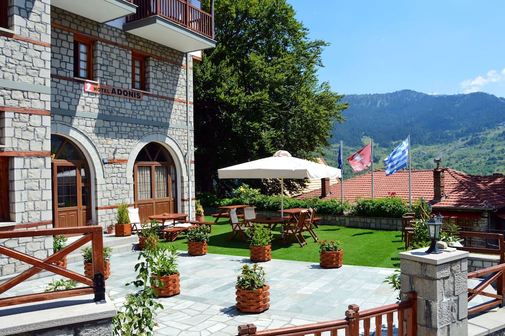 Hotel Adonis