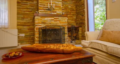Persephone Cottage - Enhance Your Senses