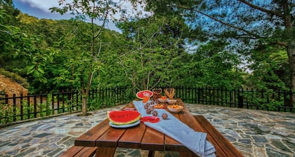 Persephone Cottage - Enhance Your Senses