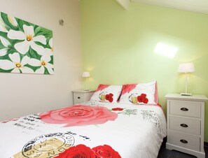 House | 2 bedrooms, individually furnished, bed sheets - Holiday Home in Ravenstein With Garden (Overlangel)