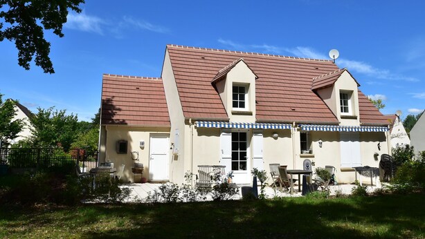 Unclassified image, 1 of 32, button - Charming House 300m Away From a 18 Holes Golf Course and Only 15 km From Orlã©ans (Donnery)