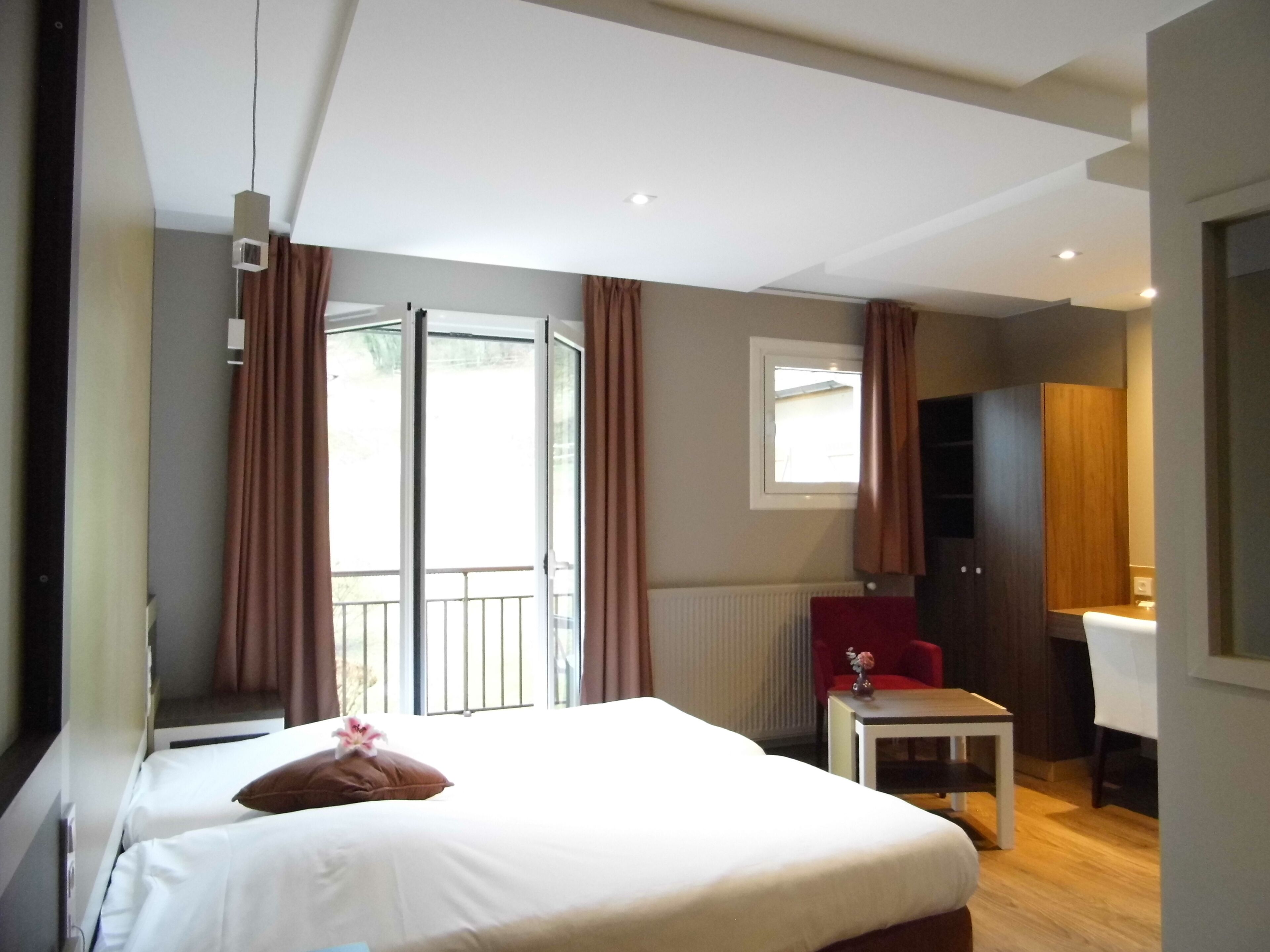 Chambre Supérieure Double ou avec lits jumeaux