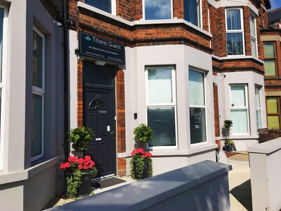 Titanic Guest Boutique Accommodation 