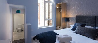 Titanic Guest Boutique Accommodation 