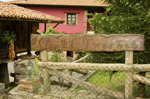 Exterior detail - Casa Rural El Trechal (Parres)