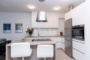 Deluxe Apartment, 2 Bedrooms | In-room dining - Luxury Salka Suites (Reykjavik)