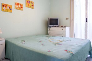 2 bedrooms