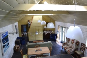 Luxury Cottage | Living area | Flat-screen TV - Barafundle Barns - Potato Barn (Pembroke)