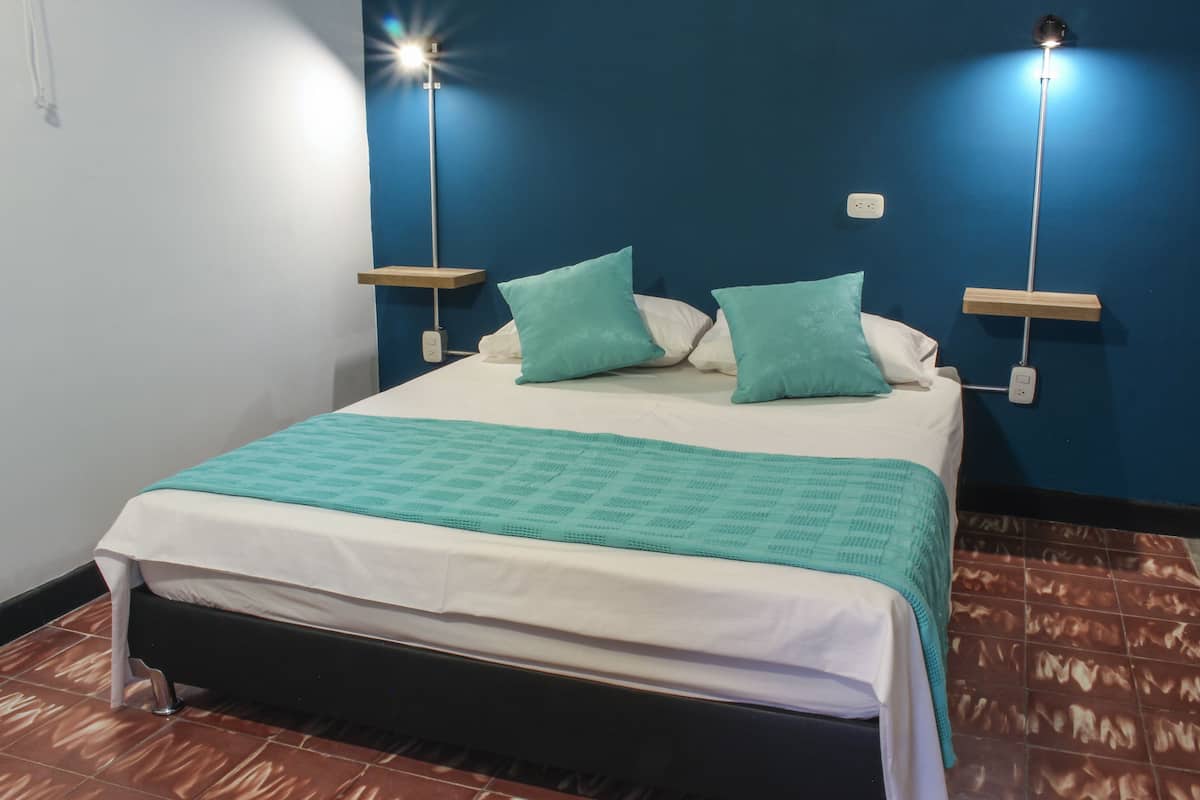 Standard Double Room | Blackout drapes, WiFi (free), bed sheets