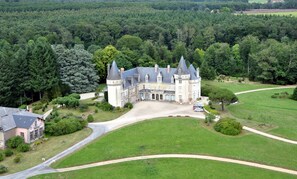 Front of property - Domaine de Bort (Saint-Priest-Taurion)