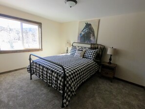 5 makuuhuonetta, ilmainen Wi-Fi, vuodevaatteet