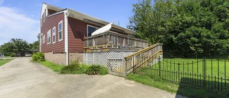 House, 4 Bedrooms | Exterior