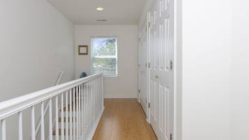 House, 4 Bedrooms | 4 bedrooms, free WiFi
