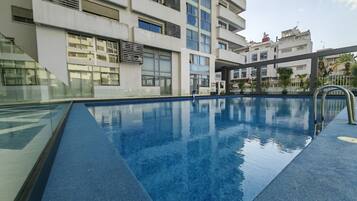 Indoor pool, outdoor pool