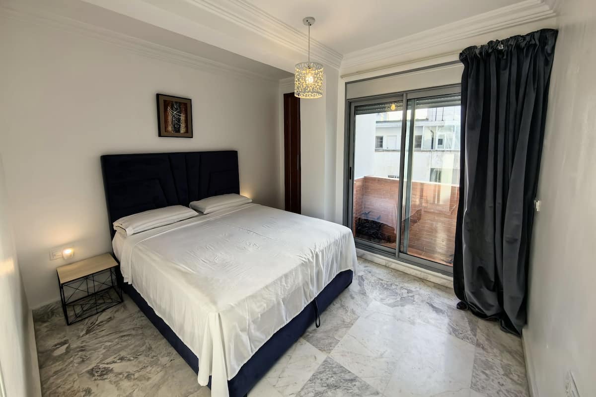 Habitació econòmica | 1 dormitori i decoració individual