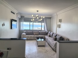 Smart TV 55 pulgadas con canales de televisión vía satélite, televisión