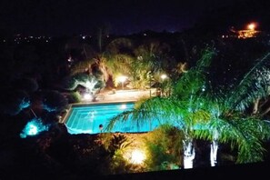Utomhuspool