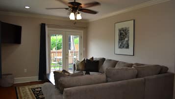 Télévision à écran plat