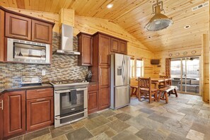 House, Multiple Beds, Patio (1602) | Private kitchen | Coffee/tea maker