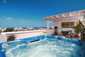 Bañera de hidromasaje exterior