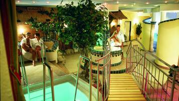 Couples treatment room(s), sauna, hot tub, steam room, body treatments