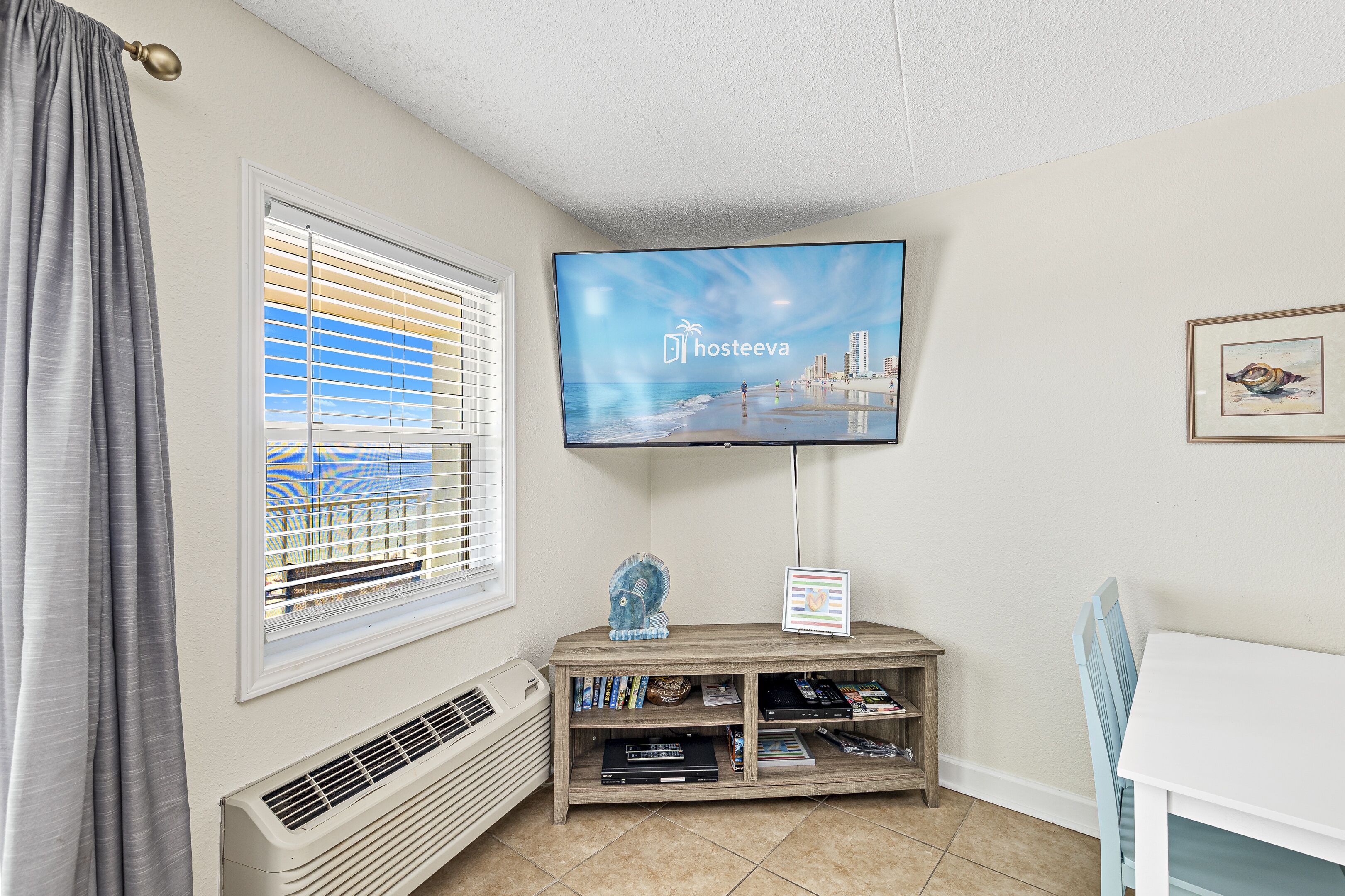 Exclusive Condo, 1 Bedroom, Balcony, Ocean View | Television