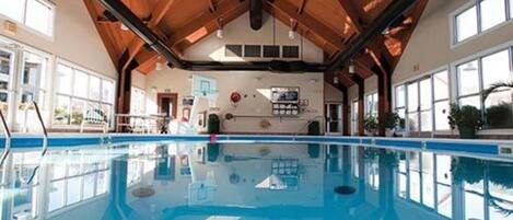 Indoor pool, outdoor pool
