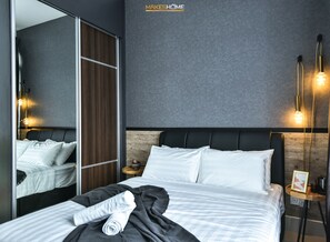 2 bedrooms, iron/ironing board, WiFi, bed sheets