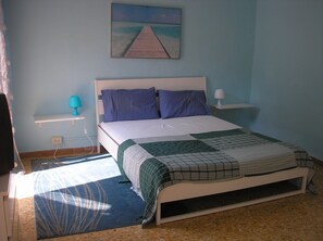 2 chambres, accès au Wi-Fi (inclus), literie fournie