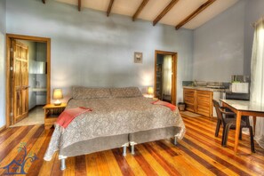 1 Schlafzimmer, Zimmersafe, kostenloses WLAN, Bettwäsche