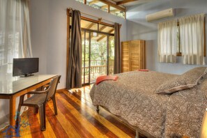 1 chambre, coffres-forts dans les chambres, Wi-Fi gratuit, draps fournis