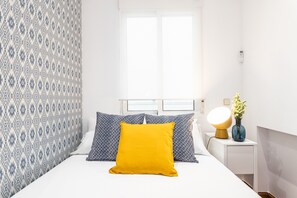 1 bedroom, iron/ironing board, free WiFi - Waou Anton Martin II - Alquiler Corta Duración (Madrid)