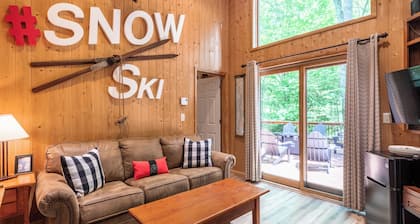 NEUE LISTE Beech Mountain Creekside Chalet & Ski Cottage mit Whirlpool für 20 Personen